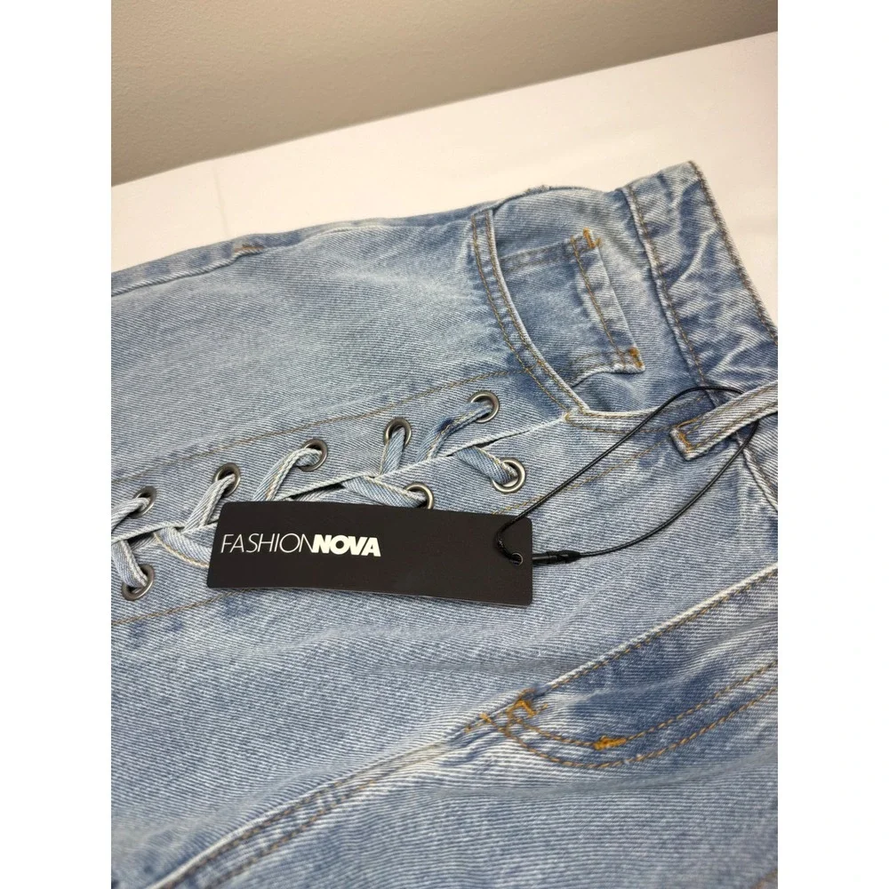 Fashion Nova Amplified Lace Up Straight Leg Jeans Light Wash Size 7 NEW Retro